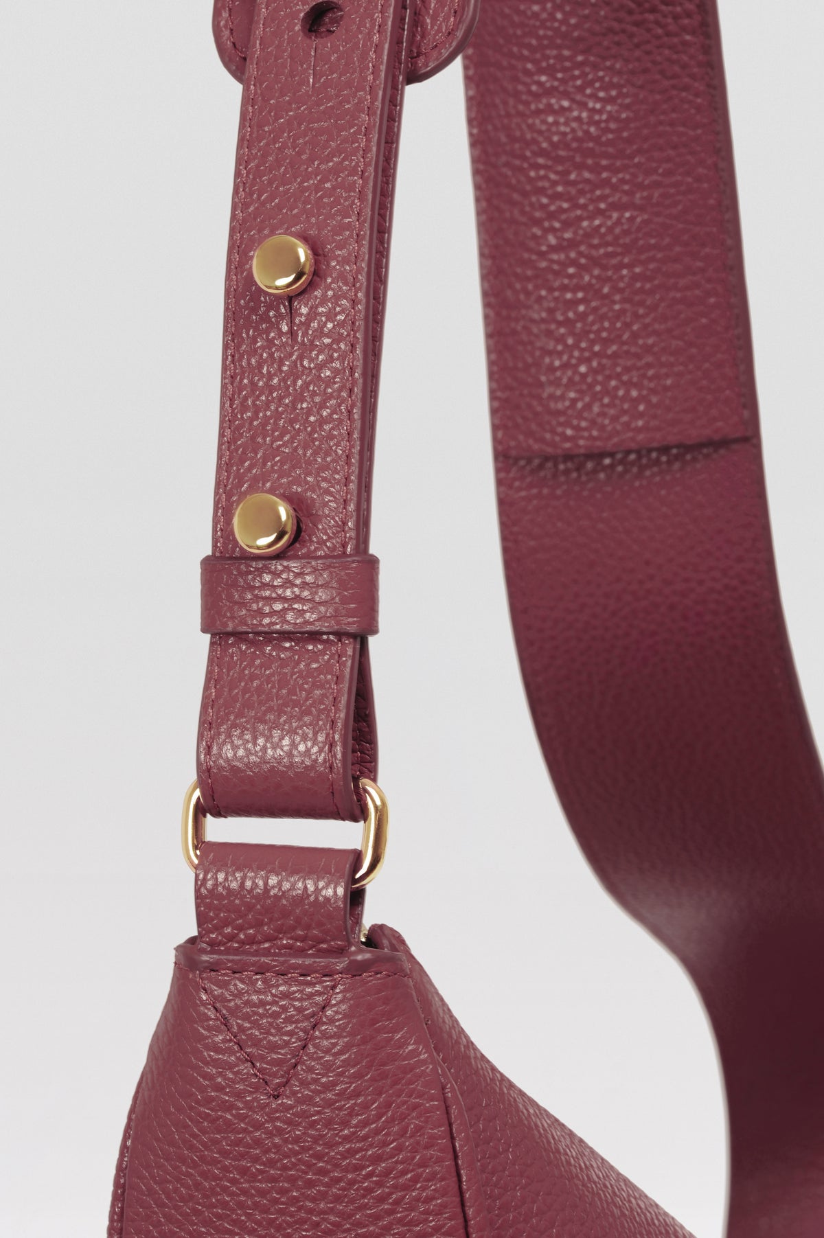 Sac banane Thelma ENVOL bois de rose — détail bandoulière #Couleur_Bois de Rose