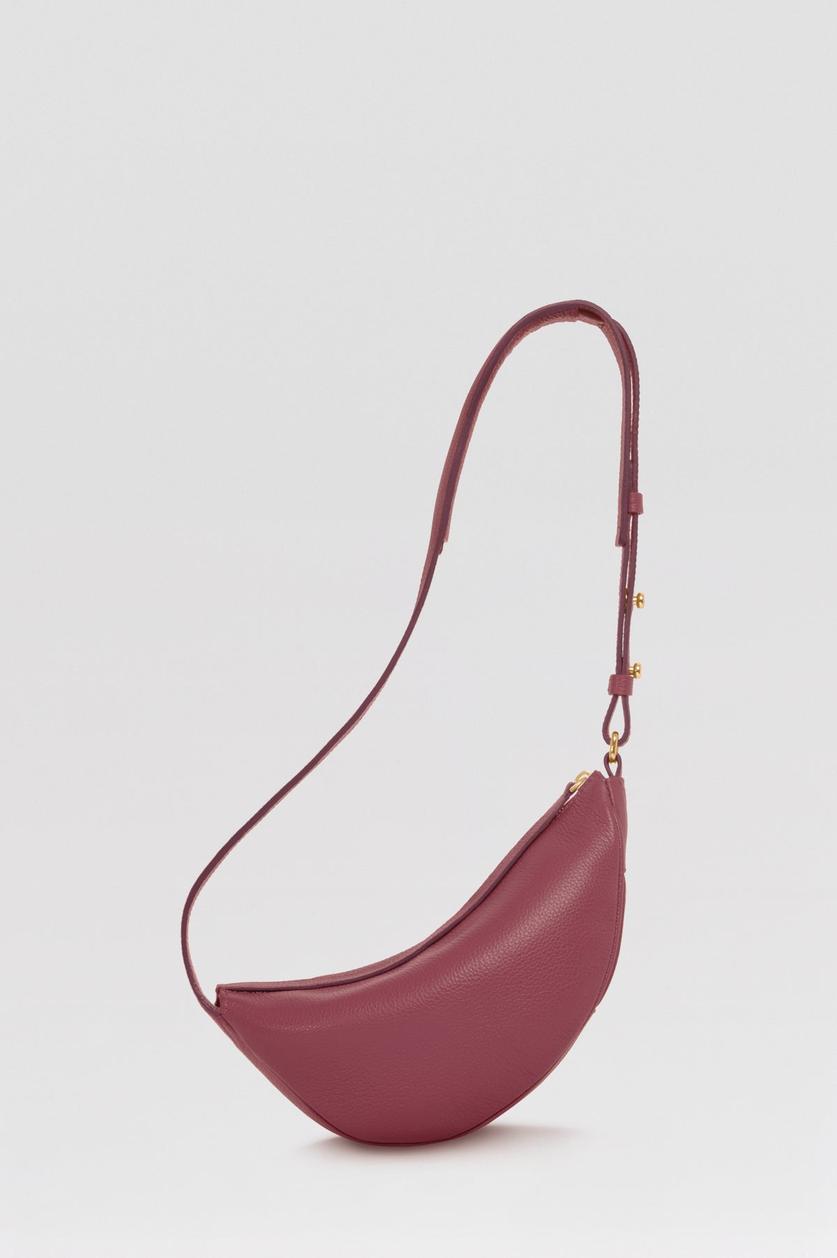 Mini sac banane Lou ENVOL bois de rose — vue de face fermé #Couleur_Bois de Rose
