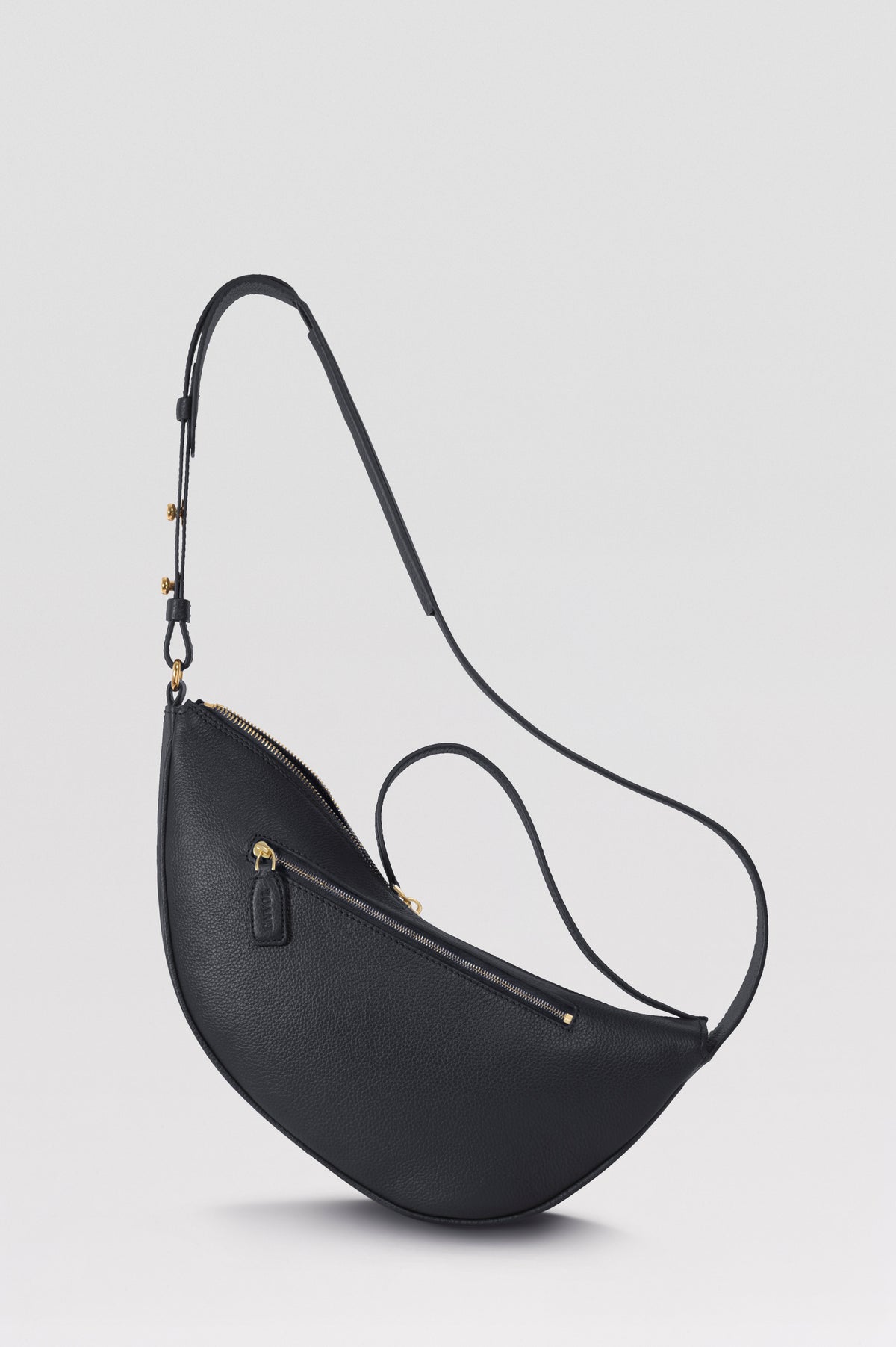 Sac banane Thelma ENVOL bleu de cendre — vue de face fermé #Couleur_Bleu de Cendre
