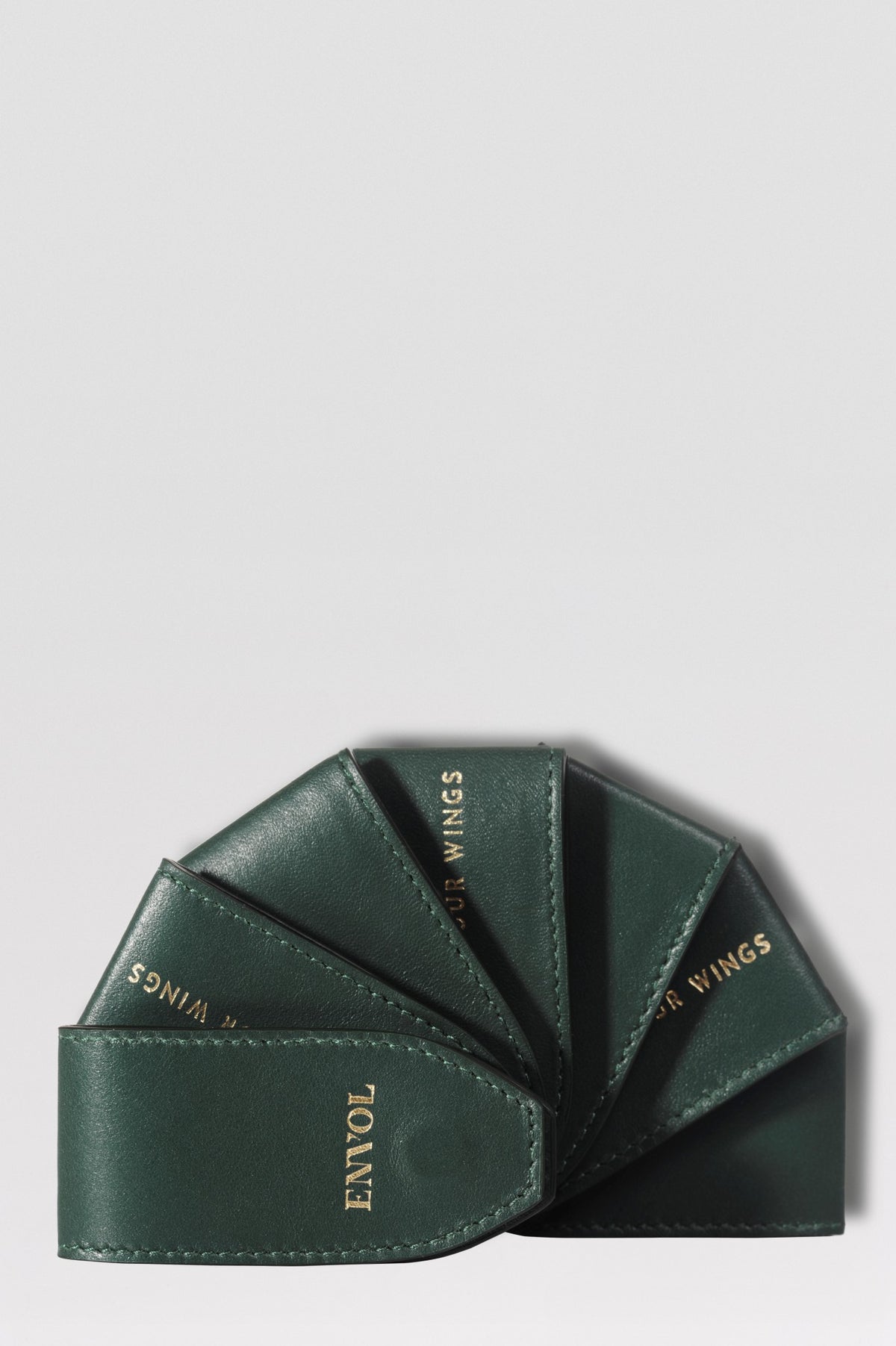 Marque-page Charlie ENVOL en cuir vert sapin #Couleur_Vert Sapin
