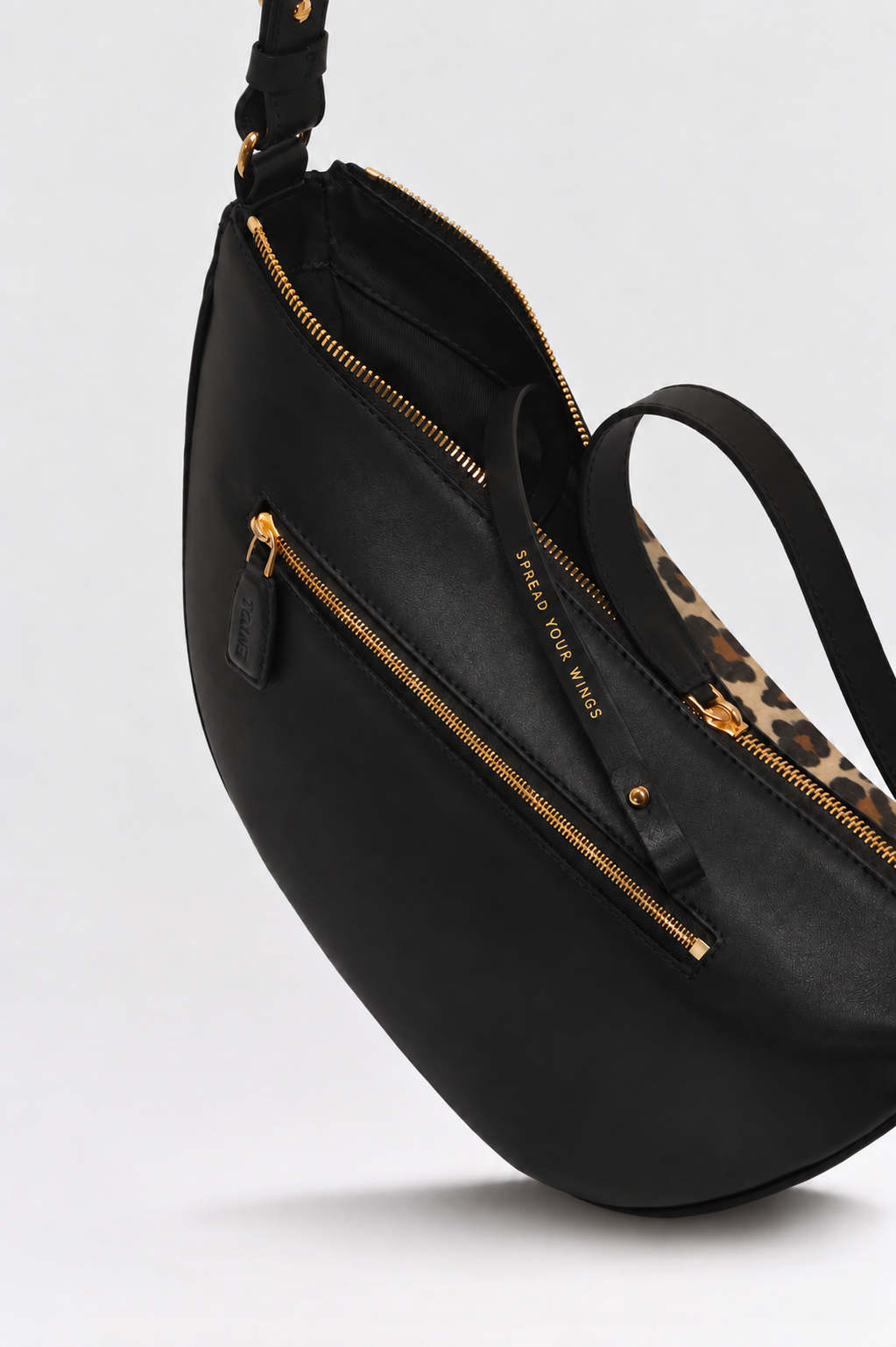 Sac banane Thelma ENVOL imprimé léopard — détail fermeture zippée #Couleur_Léopard